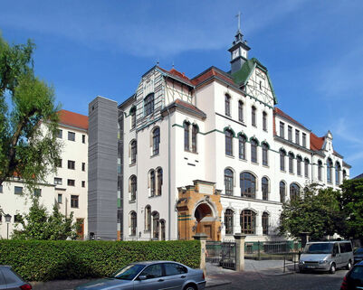 36. Oberschule Dresden - Außenansicht